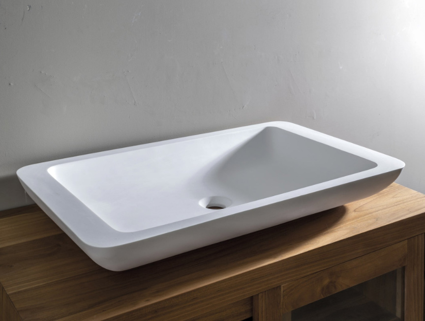 COMODO Lavandino realizzato in solid surfaces Betacryl® total white Serie Feel Good Mobili Bagno Cipí
