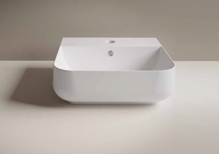 QUBE 2 Lavabo d'appoggio/sospeso quadro monoforo. in ceramica color Panna Srd Ceramiche