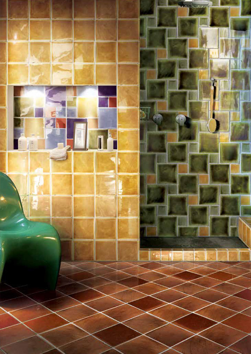 Wall: Cotto 10x10 / 20x20 (Verde Muschio / Caramel / Orchidea) + Cotto Rosso Fuoco 10x10 + Cotto Glicine 20x20 Floor: Cotto Cerato 20x20 Serie I Cotti Fatti a Mano Cerasarda Piastrelle & Mosaici