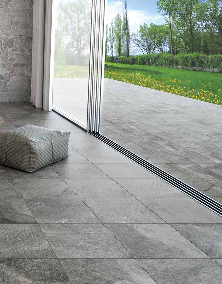 Floor: Grey 61x61 Indoor Rett. Strutt. + Grey 30,4x61 Outdoor Rett. Strutt. + Elemento L Monolitico 15x30x4 Tribeca Serie Pietra Il Cavallino Ceramiche Piastrelle & Mosaici