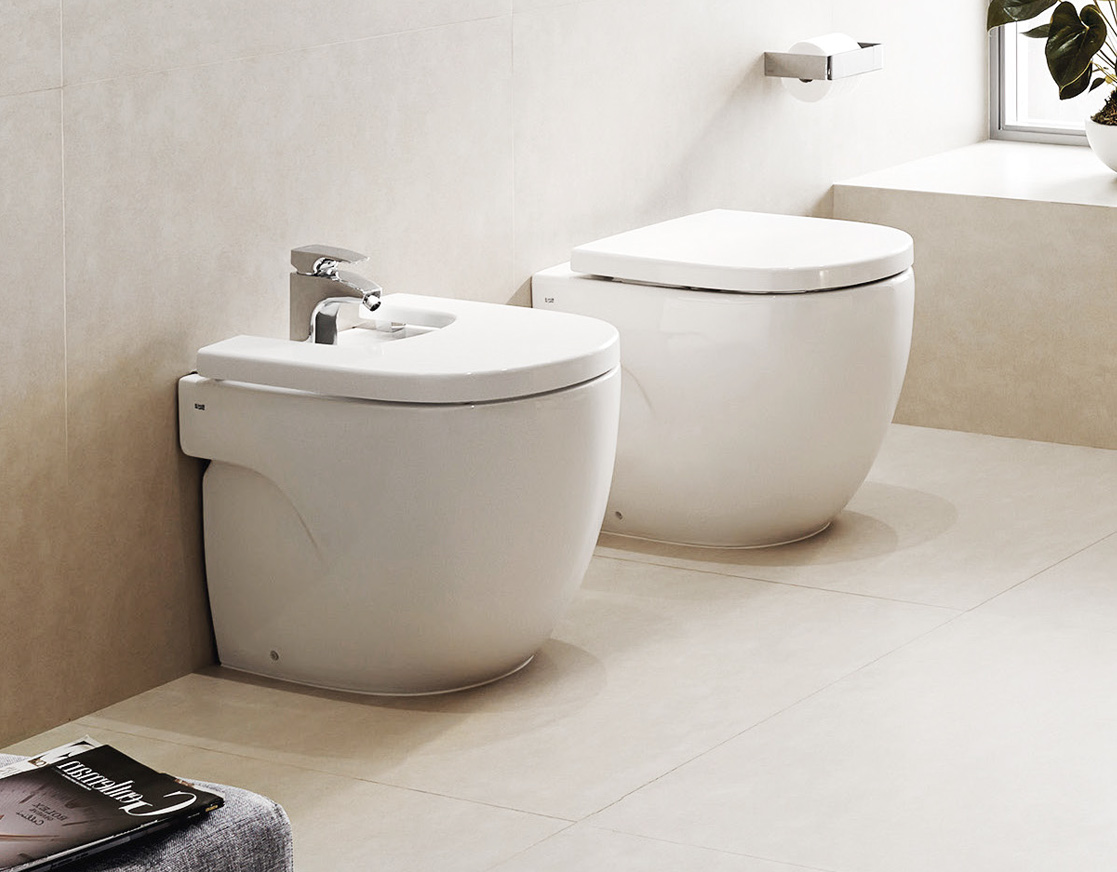 NEW MERIDIAN serie Sanitari a terra filomuro marchio Roca Dianflex