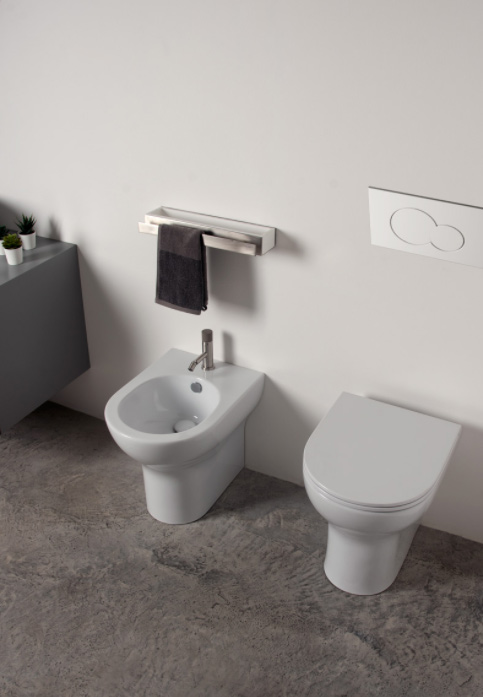 SPEED serie Sanitari A Terra colore Bianco Lucido Senza brida con sistema di scarico Smart Clean Gsg Ceramiche