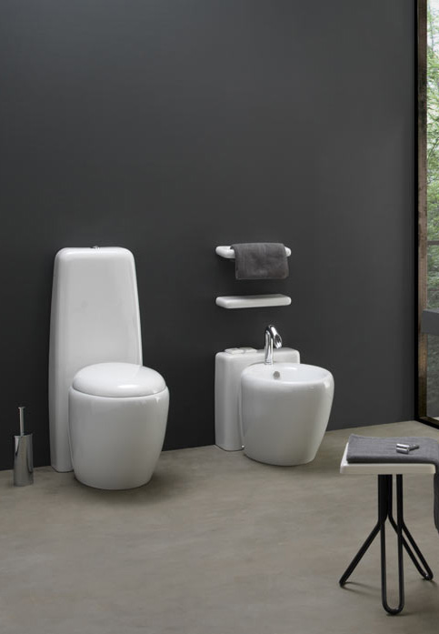 TOUCH serie Sanitari Monoblocco colore Bianco Lucido con sistema di scarico Smart Clean Gsg Ceramiche