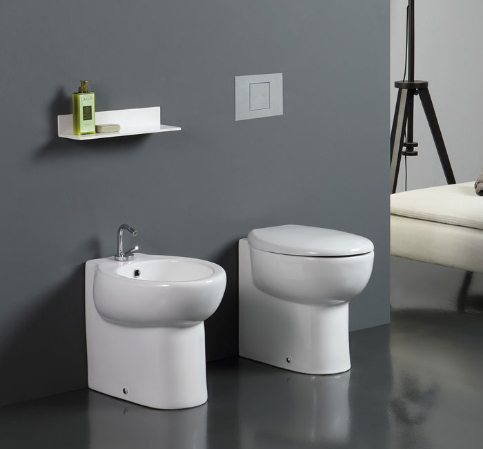 Just 50 serie Sanitari a Terra colore Bianco Lucido Nero Ceramica