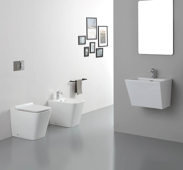 Naná 54 Traslato Rimless serie Sanitari a Terra colore Bianco Lucido Nero Ceramica