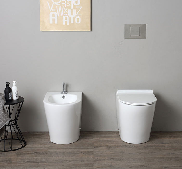 Nemo 52 Traslato Rimfree serie Sanitari a Terra colore Bianco Lucido Nero Ceramica